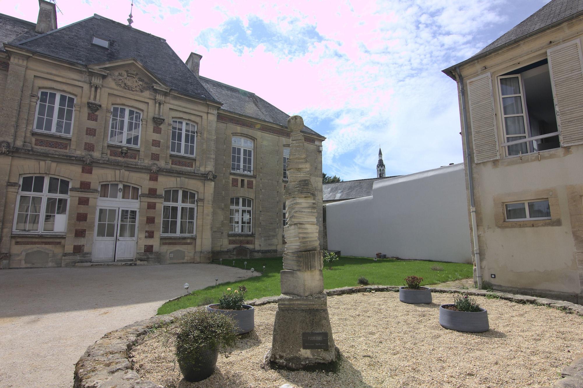Hotel Le Bayeux Exterior foto